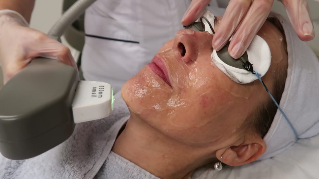 The Hollywood Facial – Quick Skin Rejuvenation